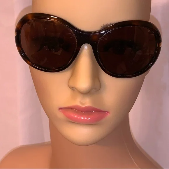 16) CHANEL oversized round tortoiseshell SUNGLASSES w/case